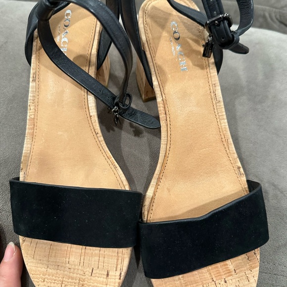 Coach black sandals size 7.5 in good condition - Picture 2 of 5
